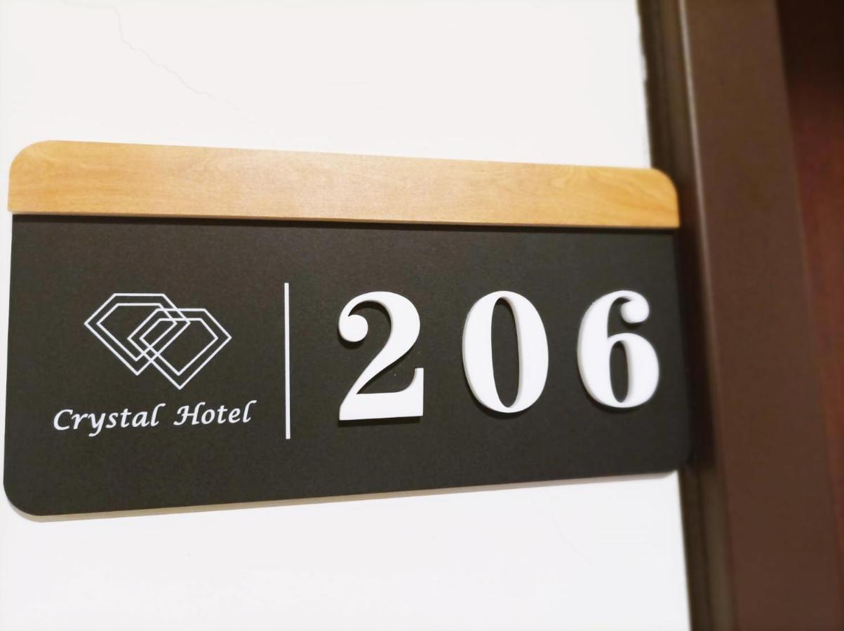פולי Crystal Hotel מראה חיצוני תמונה